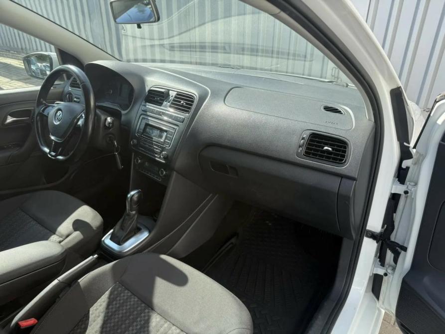 Volkswagen Polo V Рестайлинг Ростов-на-Дону  - изображение 16