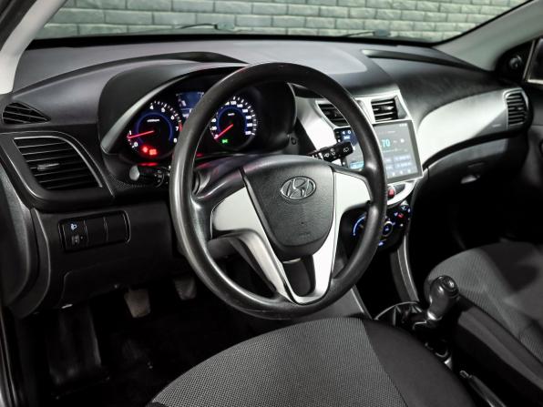 Hyundai Solaris I с пробегом 2011 года, цена 650 000 рублей, 201615 км, хэтчбек, Автокод Объявления