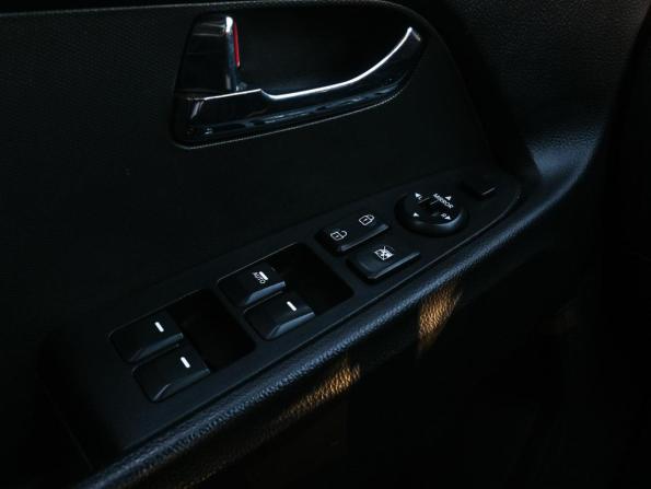 Kia Sportage III с пробегом 2010 года, цена 1 339 000 рублей, 237085 км, внедорожник, Автокод Объявления