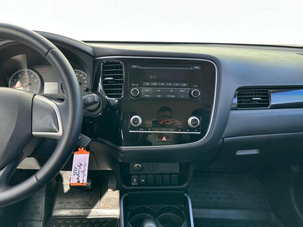 Mitsubishi Outlander III Рестайлинг 3 с пробегом 2020 года, цена 2 400 000 рублей, 24553 км, внедорожник, Автокод Объявления