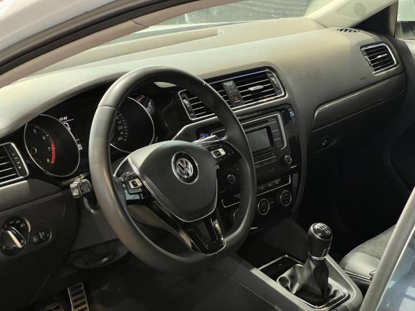 Volkswagen Jetta VI Рестайлинг с пробегом 2016 года, цена 1 090 000 рублей, 249000 км, седан, Автокод Объявления