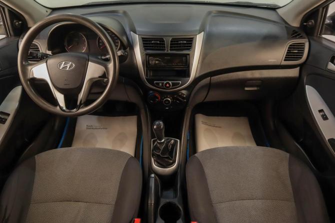 Hyundai Solaris I с пробегом 2013 года, цена 639 000 рублей, 295000 км, хэтчбек, Автокод Объявления