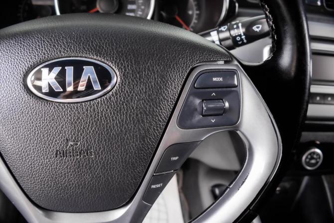 Kia Rio III Рестайлинг с пробегом 2016 года, цена 999 000 рублей, 118252 км, седан, Автокод Объявления