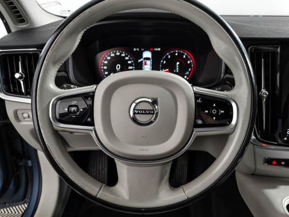 Volvo S90 II с пробегом 2017 года, цена 2 295 000 рублей, 176709 км, седан, Автокод Объявления