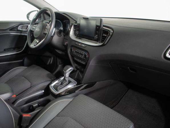 Kia XCeed I с пробегом 2020 года, цена 1 900 000 рублей, 49385 км, хэтчбек, Автокод Объявления