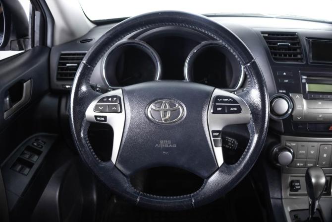 Toyota Highlander II (XU40) Рестайлинг с пробегом 2013 года, цена 1 949 000 рублей, 243000 км, внедорожник, Автокод Объявления
