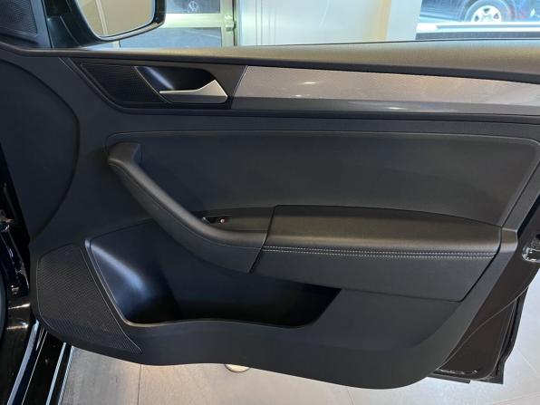 Volkswagen Polo VI с пробегом 2020 года, цена 1 665 000 рублей, 98960 км, лифтбек, Автокод Объявления