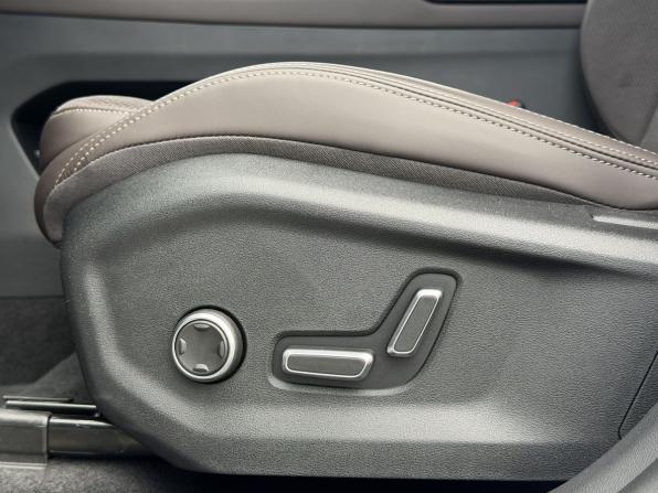Geely Monjaro I Рестайлинг 2 с пробегом 2026 года, цена 4 150 000 рублей, 25 км, внедорожник, Автокод Объявления