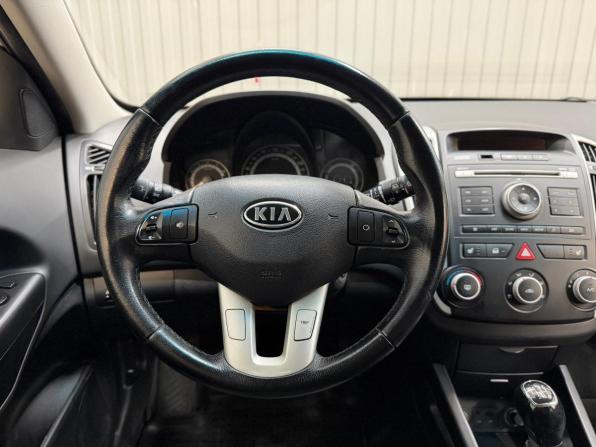 Kia Ceed I Рестайлинг с пробегом 2012 года, цена 820 000 рублей, 200942 км, универсал, Автокод Объявления