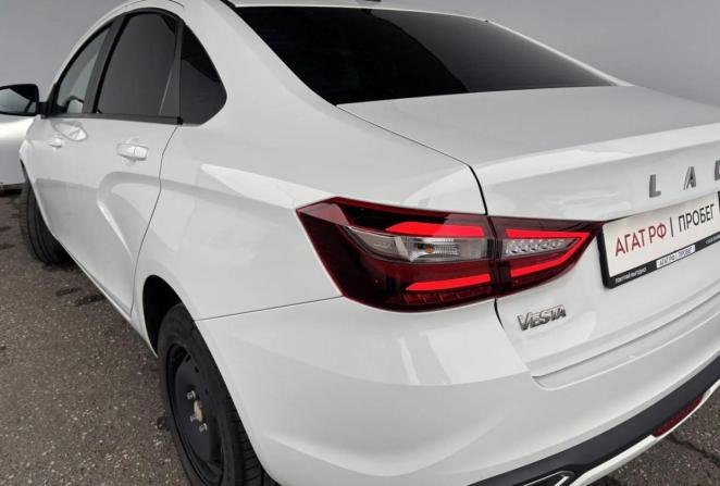 Lada (ВАЗ) Vesta I Рестайлинг (NG) с пробегом 2024 года, цена 1 265 000 рублей, 33251 км, седан, Автокод Объявления