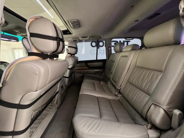 Toyota Land Cruiser 100 Series Рестайлинг 2 с пробегом 2006 года, цена 2 650 000 рублей, 300672 км, внедорожник, Автокод Объявления