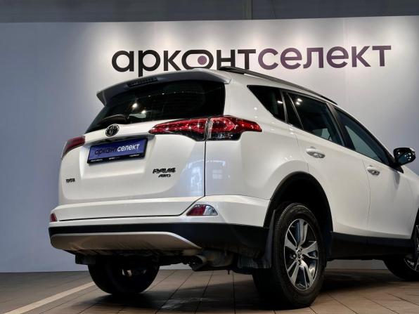 Toyota RAV4 IV (XA40) Рестайлинг с пробегом 2018 года, цена 2 190 000 рублей, 156593 км, внедорожник, Автокод Объявления