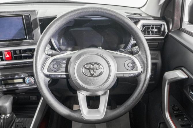 Toyota Raize I с пробегом 2020 года, цена 1 749 000 рублей, 83600 км, внедорожник, Автокод Объявления