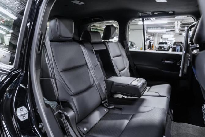 Новый Toyota Land Cruiser 300 Series 2026 года, цена 14 800 000 рублей, внедорожник, Автокод Объявления