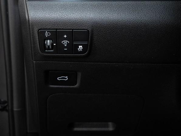 Kia K5 III с пробегом 2021 года, цена 2 548 000 рублей, 122494 км, седан, Автокод Объявления