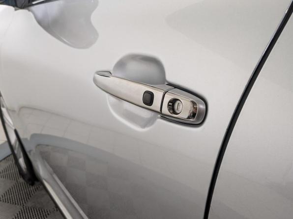 Toyota Highlander II (XU40) Рестайлинг с пробегом 2011 года, цена 2 049 500 рублей, 244000 км, внедорожник, Автокод Объявления