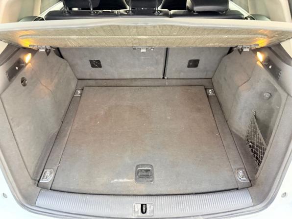 Audi Q5 I (8R) с пробегом 2009 года, цена 949 000 рублей, 211000 км, внедорожник, Автокод Объявления