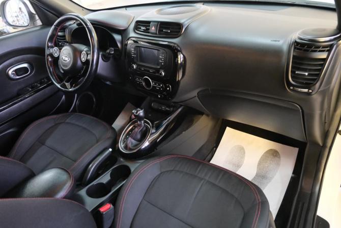 Kia Soul II Рестайлинг с пробегом 2018 года, цена 1 649 000 рублей, 151000 км, хэтчбек, Автокод Объявления