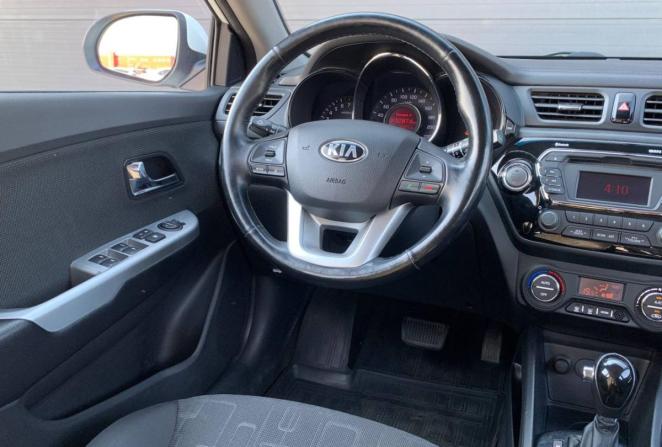 Kia Rio III с пробегом 2014 года, цена 925 000 рублей, 70000 км, хэтчбек, Автокод Объявления