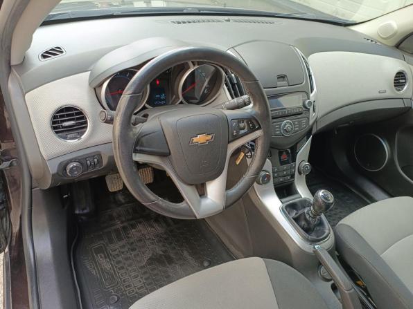 Chevrolet Cruze I Рестайлинг с пробегом 2014 года, цена 729 000 рублей, 177434 км, хэтчбек, Автокод Объявления