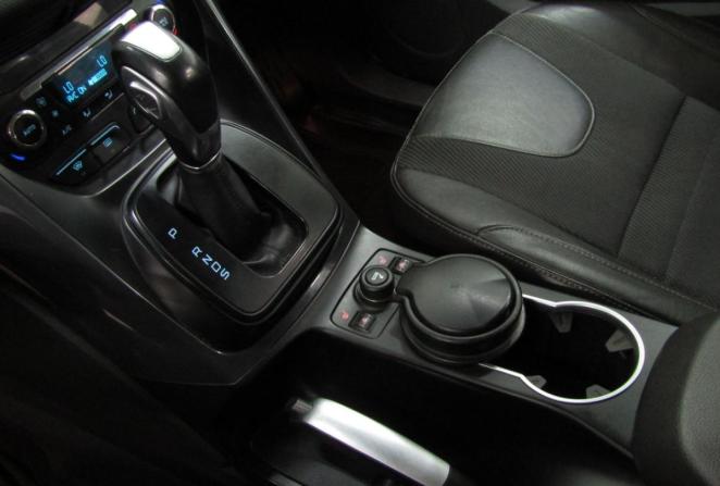 Ford Kuga II с пробегом 2012 года, цена 885 000 рублей, 388572 км, внедорожник, Автокод Объявления
