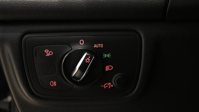 Audi A6 IV (C7) Рестайлинг с пробегом 2018 года, цена 1 885 000 рублей, 197287 км, седан, Автокод Объявления