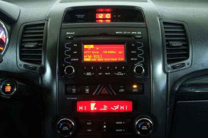 Kia Sorento II с пробегом 2012 года, цена 1 299 000 рублей, 270000 км, внедорожник, Автокод Объявления