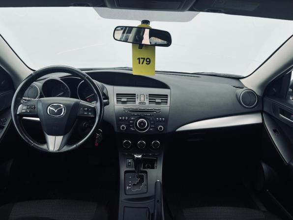 Mazda 3 II (BL) Рестайлинг с пробегом 2012 года, цена 720 000 рублей, 196000 км, хэтчбек, Автокод Объявления