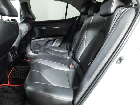 Toyota Camry VIII (XV70) с пробегом 2018 года, цена 2 749 000 рублей, 76449 км, седан, Автокод Объявления