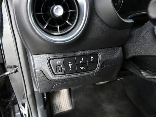 Kia K3 II с пробегом 2019 года, цена 1 735 000 рублей, 147113 км, седан, Автокод Объявления