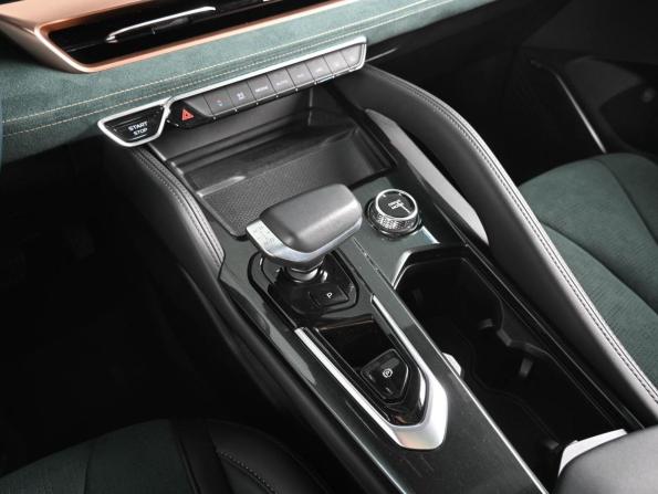 Geely Monjaro I с пробегом 2023 года, цена 3 199 000 рублей, 51364 км, внедорожник, Автокод Объявления