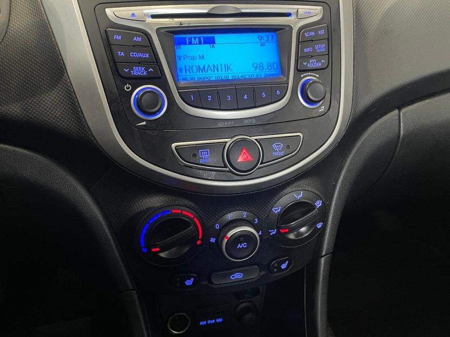Hyundai Solaris I Москва  - изображение 7