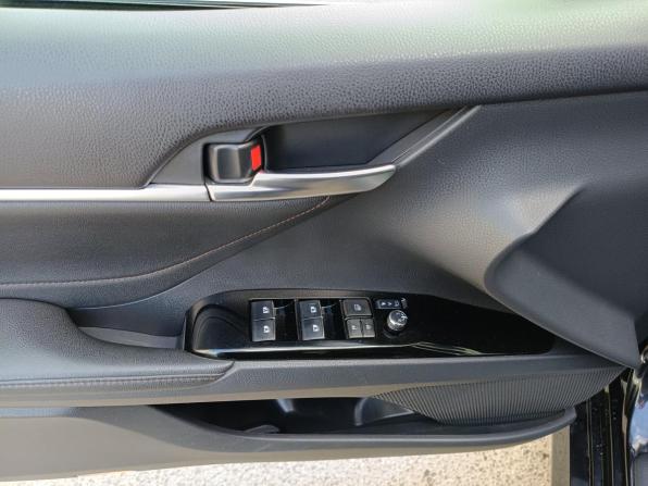 Toyota Camry VIII (XV70) с пробегом 2019 года, цена 2 289 000 рублей, 190366 км, седан, Автокод Объявления