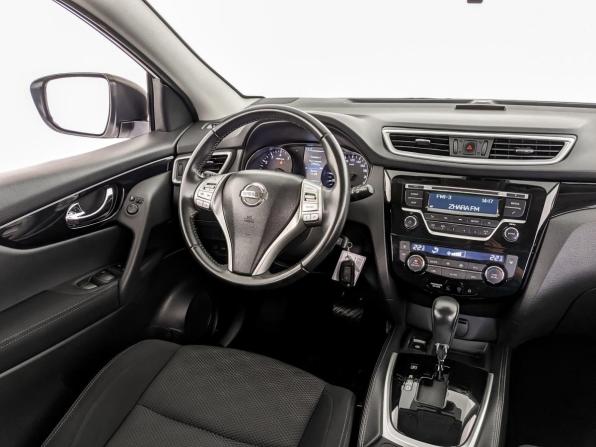 Nissan Qashqai II с пробегом 2016 года, цена 1 830 000 рублей, 68165 км, внедорожник, Автокод Объявления