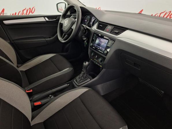Skoda Rapid I Рестайлинг с пробегом 2019 года, цена 1 279 000 рублей, 67063 км, лифтбек, Автокод Объявления