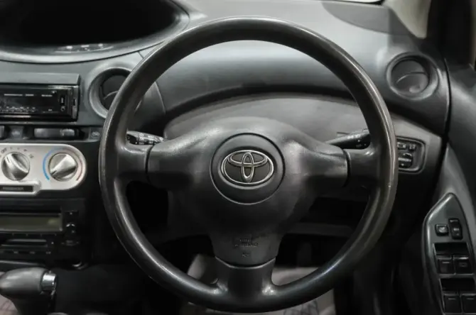Toyota Vitz I (P10) с пробегом 2003 года, цена 259 000 рублей, 299000 км, хэтчбек, Автокод Объявления