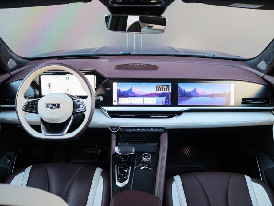 Geely Monjaro I Москва  - изображение 10