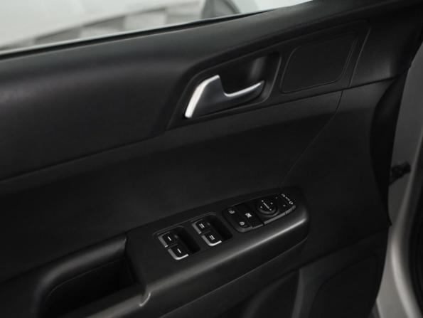 Kia Sportage IV с пробегом 2017 года, цена 1 869 000 рублей, 95713 км, внедорожник, Автокод Объявления
