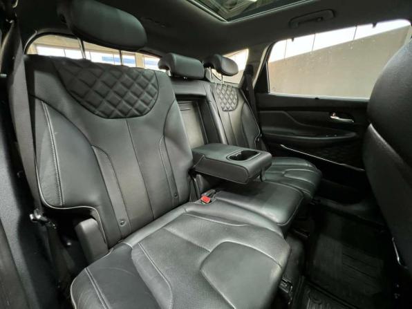 Hyundai Santa Fe IV Рестайлинг с пробегом 2022 года, цена 3 798 000 рублей, 84045 км, внедорожник, Автокод Объявления