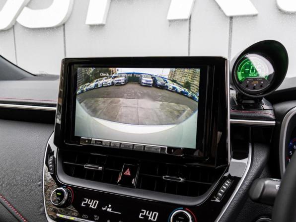 Toyota Corolla XII (E210) с пробегом 2018 года, цена 2 340 000 рублей, 151359 км, хэтчбек, Автокод Объявления
