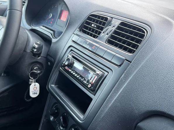 Volkswagen Polo V с пробегом 2013 года, цена 530 000 рублей, 147184 км, седан, Автокод Объявления