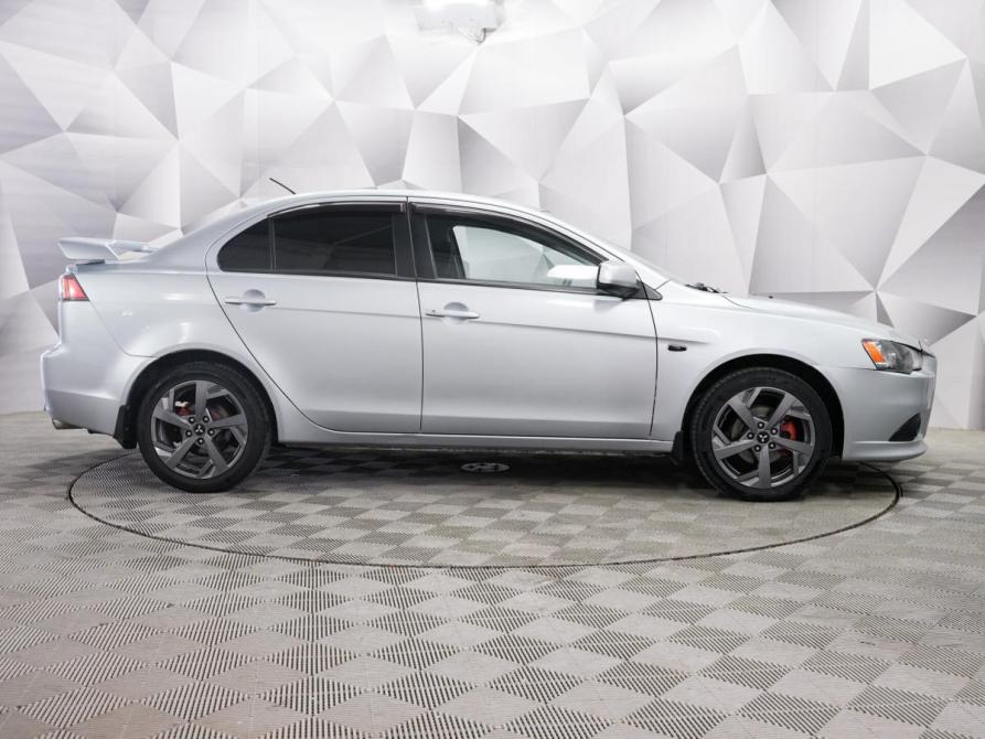 Mitsubishi Lancer X Рестайлинг Ульяновск  - изображение 6