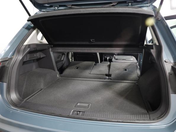 Volkswagen Tiguan II с пробегом 2019 года, цена 2 039 000 рублей, 107510 км, внедорожник, Автокод Объявления
