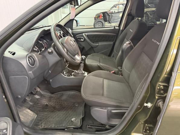 Renault Duster I Рестайлинг с пробегом 2016 года, цена 1 297 000 рублей, 101124 км, внедорожник, Автокод Объявления