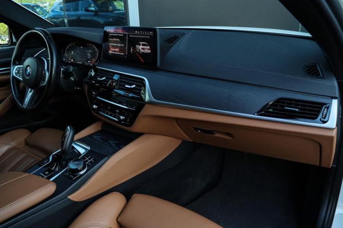 BMW 5 серии VII (G30/G31/G38) Рестайлинг с пробегом 2021 года, цена 6 850 000 рублей, 66769 км, седан, Автокод Объявления