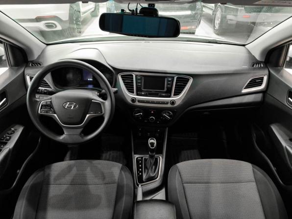 Hyundai Solaris II Рестайлинг с пробегом 2020 года, цена 1 350 000 рублей, 88189 км, седан, Автокод Объявления