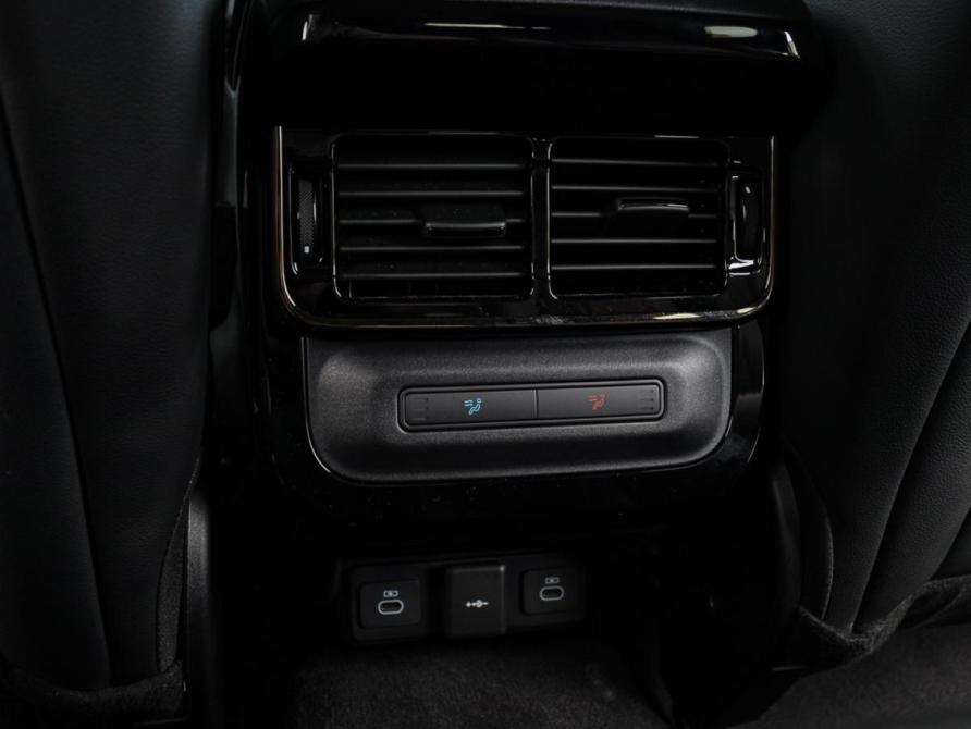 Land Rover Range Rover Evoque II Рестайлинг Москва  - изображение 12