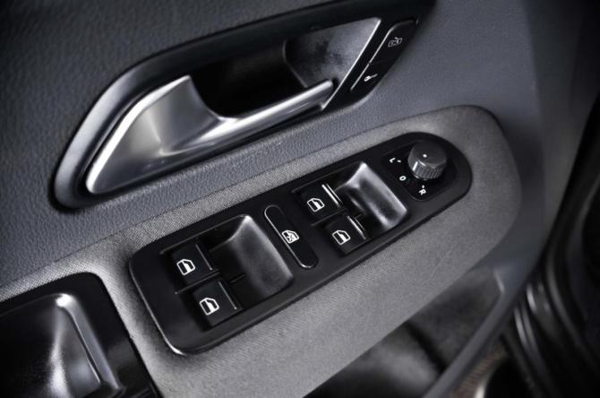 Volkswagen Amarok I с пробегом 2013 года, цена 1 299 000 рублей, 257000 км, offers.body_type.unknown, Автокод Объявления