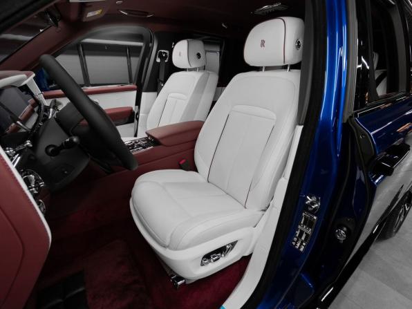 Rolls-Royce Cullinan I Рестайлинг (Series II) с пробегом 2026 года, цена 78 125 000 рублей, 54 км, внедорожник, Автокод Объявления