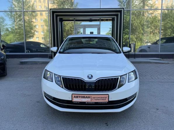Skoda Octavia III (A7) Рестайлинг с пробегом 2019 года, цена 2 055 000 рублей, 70363 км, лифтбек, Автокод Объявления